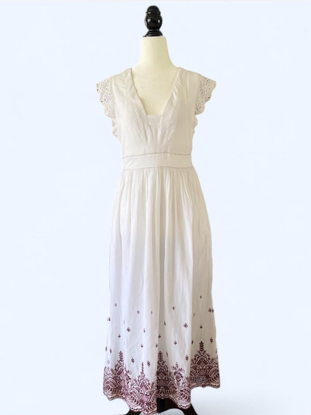White Eyelet Sleeve V-Neck Cotton Dress Feminine Coastal Boho Bridal Size 4